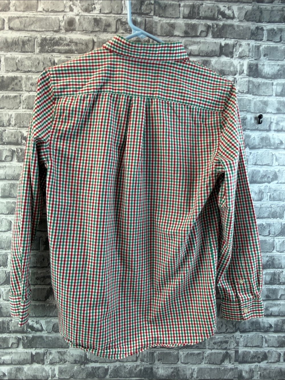 Boy's Vineyard Vines Red & Green Gingham Button-Down - Picture 4 of 7